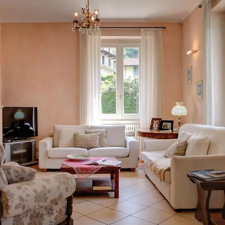 Bellagio Sleeps 8 Wifi Villa